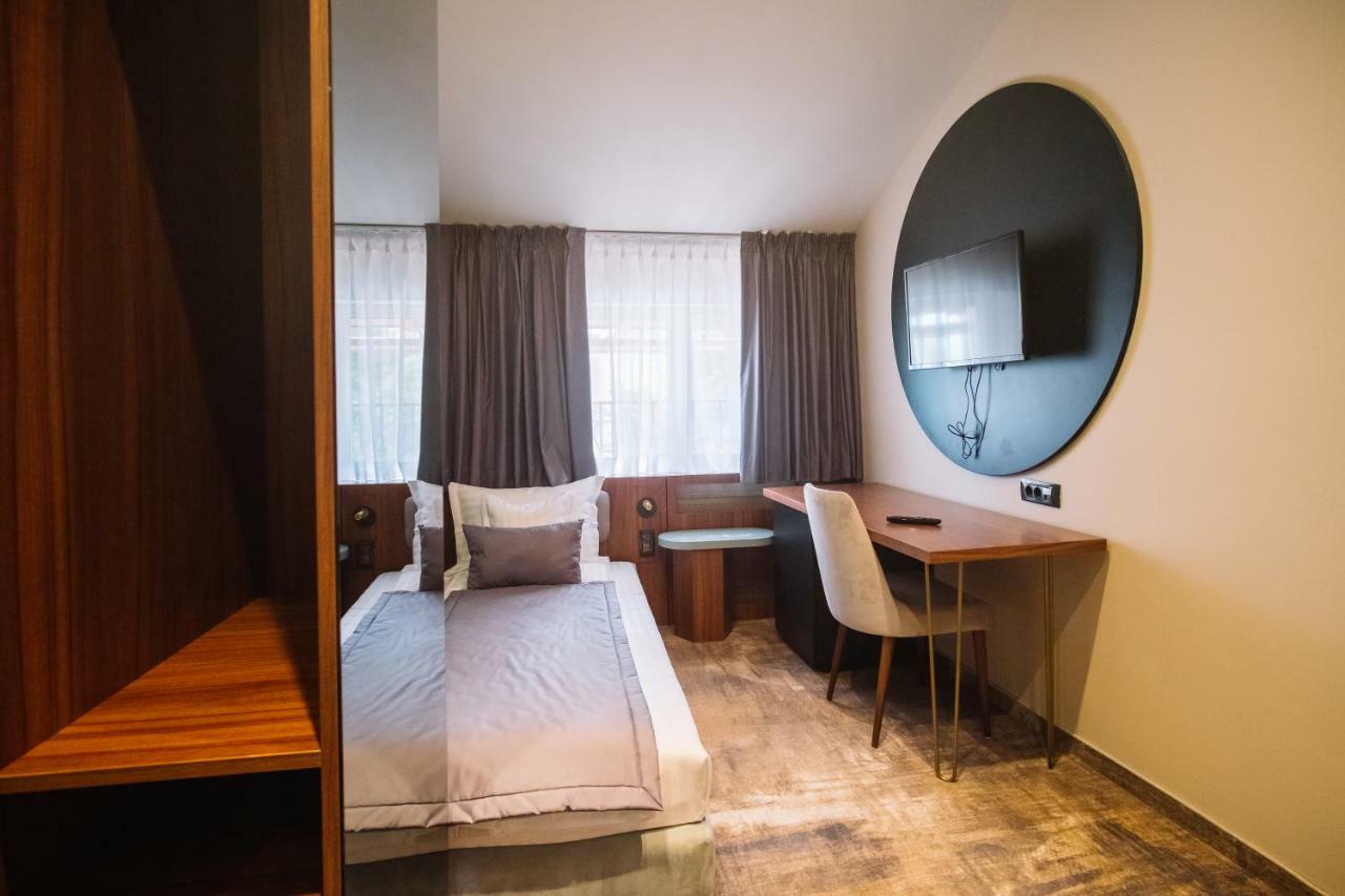 Khách sạn Siago 3*